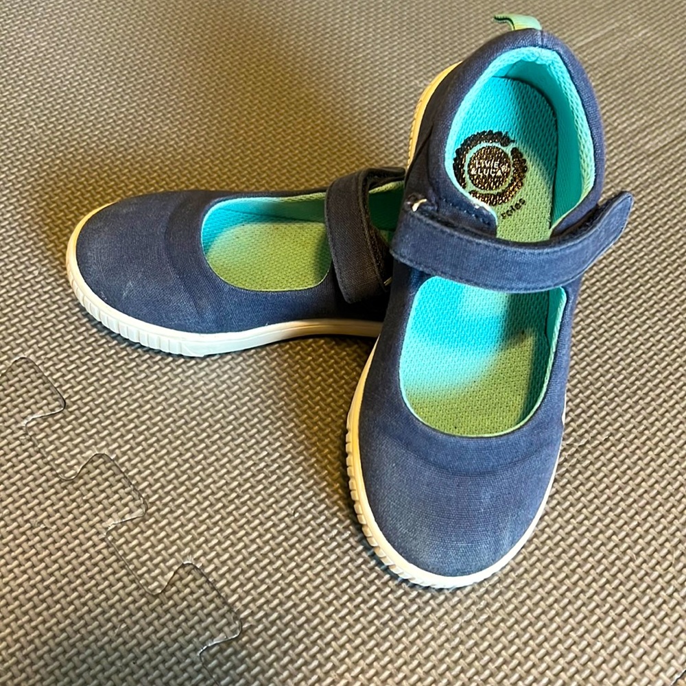 Livie and Luca Mary Jane Shoe Size 12M